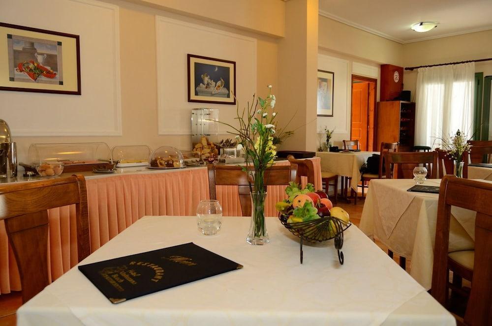 Maltezana Beach Hotel Bagian luar foto
