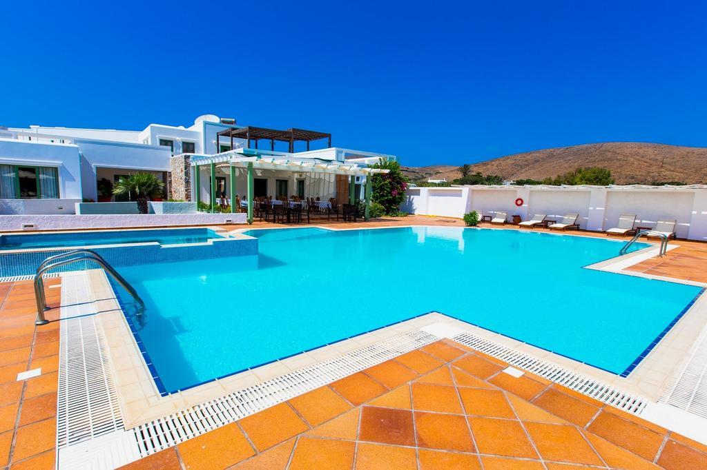 Maltezana Beach Hotel Bagian luar foto