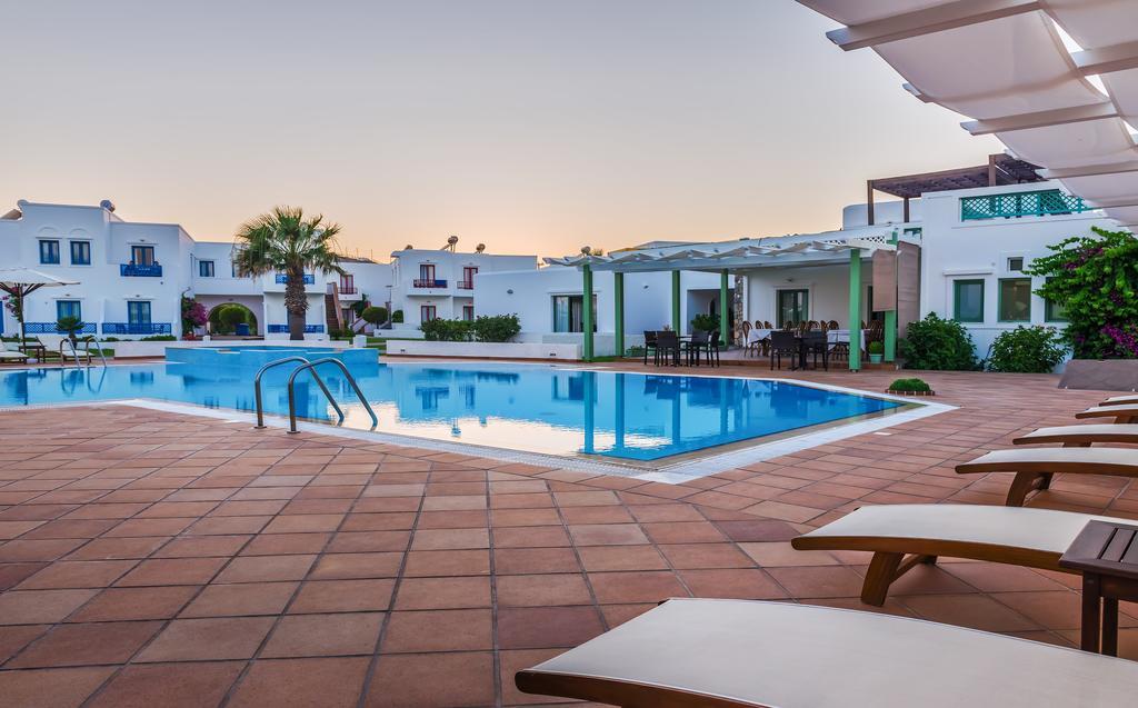 Maltezana Beach Hotel Bagian luar foto