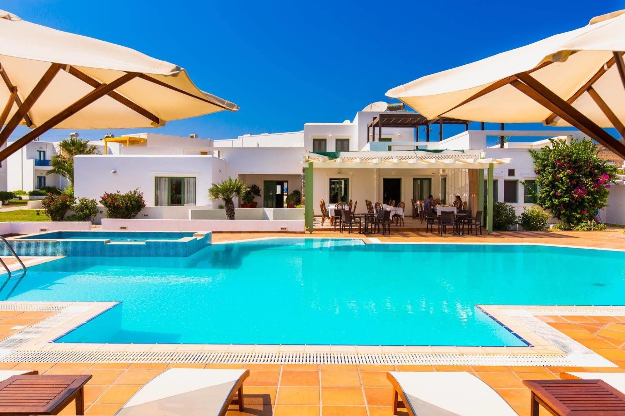 Maltezana Beach Hotel Bagian luar foto
